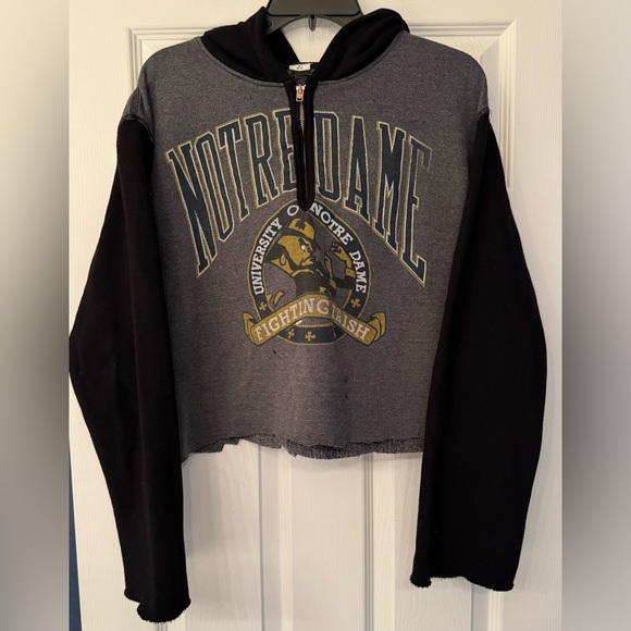 REDONE Notre Dame Upcycled Cropped Hoodie Women’s Grey & Black Size XS/Small - Picture 3 of 10